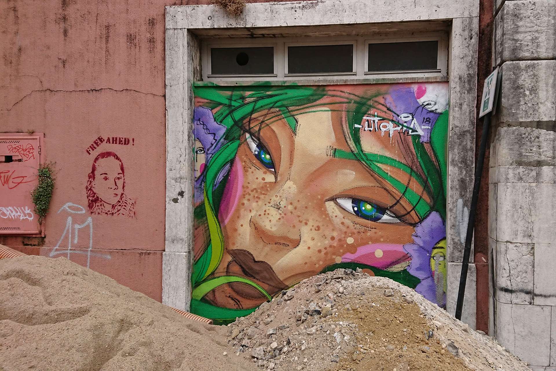 Utopia - Graffiti - Lisbonne - 07-2018